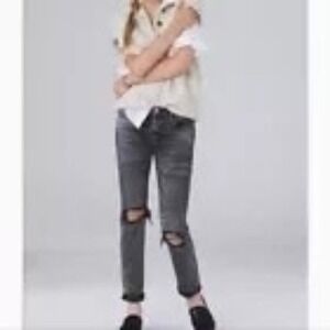 Anthropologie Pilcro The Slim Boyfriend Torn Knee Jeans Distressed Black Size 26